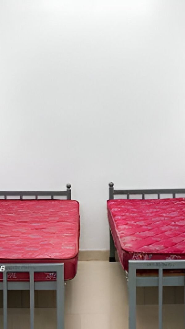Hostel1 (1)